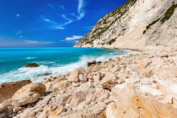 Playa Myrtos Kefalonia Grecia Mar Jónico Verano —  Fotos de Stock