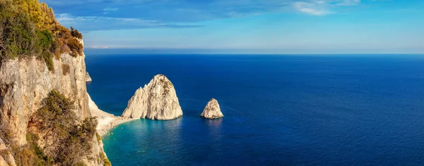 Zakynthos Grecia Keri Acantilados Mizithres Picos Rocosos Mar Jónico Atardecer — Foto de Stock