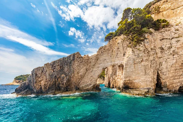 Cuevas Keri Acantilado Zakynthos Grecia Mar Jónico Monumento Popular —  Fotos de Stock