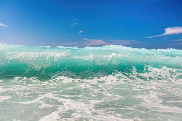 Ondas Bater Mar Jónico Grécia Praia Myrtos Kefalonia — Fotografia de Stock