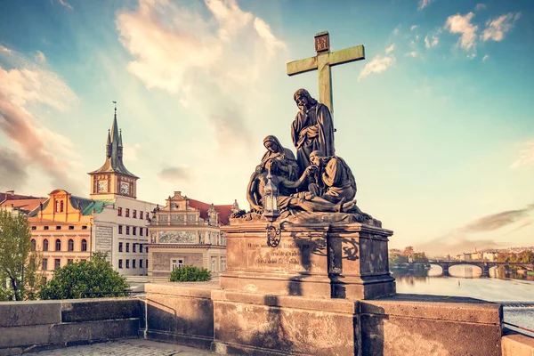 Karlsbron Prag Tjeckien Vid Soluppgången Med Historiska Statyer — Stockfoto
