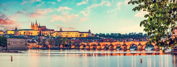 Prague Czech Republic Charles Bridge Hradcany Vitus Cathedral Sunset — Stock Photo, Image