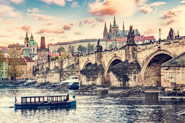 Ponte Charles Praga República Checa Pôr Sol Vista Para Hradcany — Fotografia de Stock