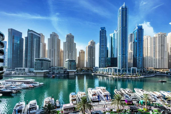 Dubai Marina Promenade Uae Highrise Residential Buildings Business Skyscrapers — Stockfoto