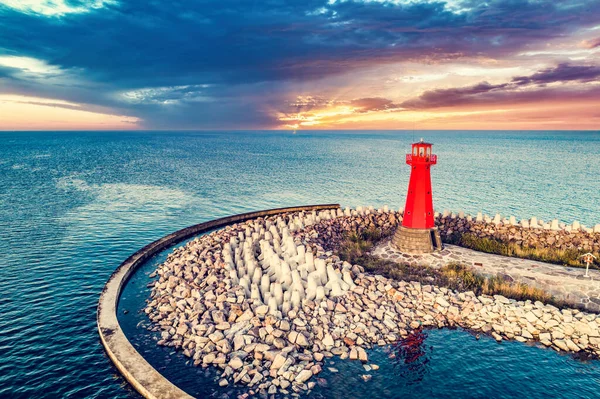 Phare Rouge Sur Port Rocheux Coucher Soleilgdansk Pologne — Photo