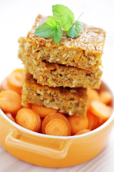 Carrot cake with coconut — Stock Photo, Image