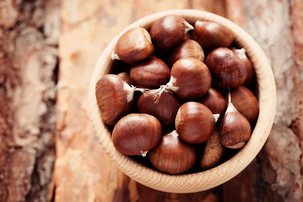 Edible chestnuts — Stock Photo, Image