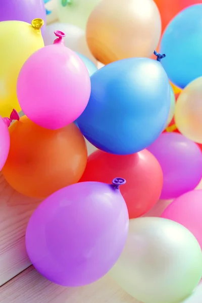 Bunte Luftballons — Stockfoto