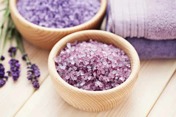 Lavender bath salt — Stock Photo, Image