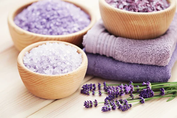 Lavender bath salt — Stock Photo, Image