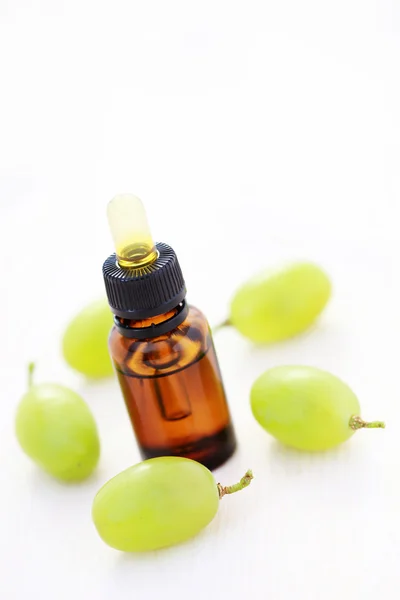 Olio essenziale di uva — Foto Stock