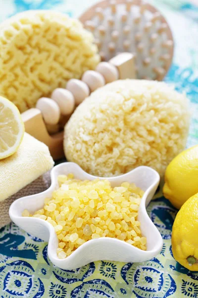 Lemon bath salt — Stock Photo, Image