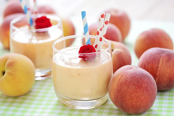 Pfirsich-Smoothie — Stockfoto