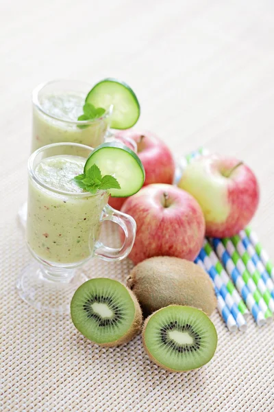 Gyümölcsös smoothie — Stock Fotó