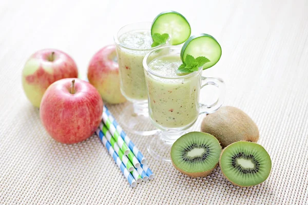 Gyümölcsös smoothie — Stock Fotó