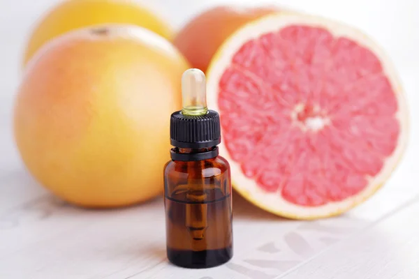 Grapefruit etherische olie — Stockfoto