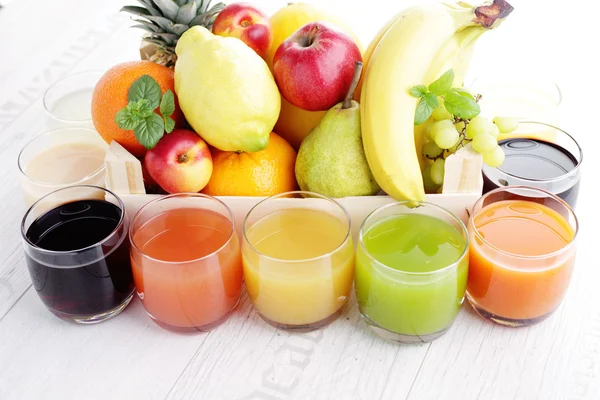 Jus de fruits - boissons et boissons — Photo