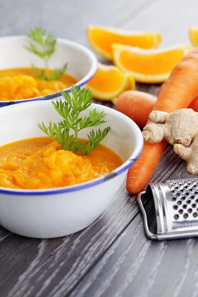 Cold soup — Stock Photo, Image