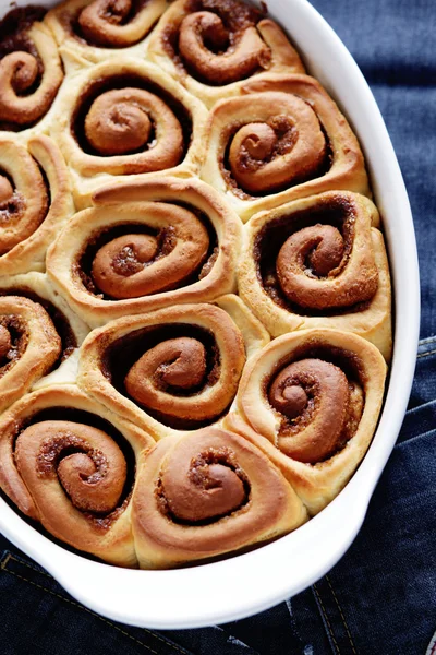 Cinnamon buns — Stock Photo, Image