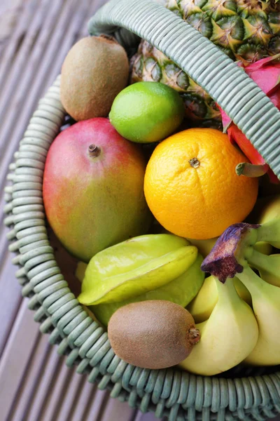 热带新鲜水果 — 图库照片
