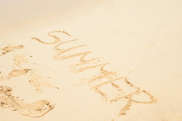 Areia plana e letras de verão — Fotografia de Stock