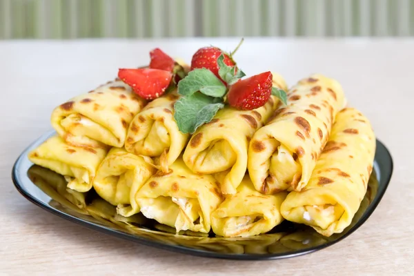 Blintzes (cheese pancakes) — Stock Photo, Image