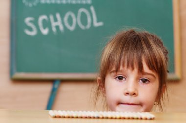 clasroom - okul için kız öğrenci