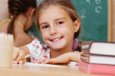 clasroom - okul için kız öğrenci