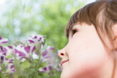 thinked küçük kız