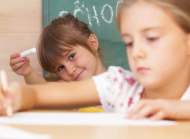 clasroom - okul için kız öğrenci