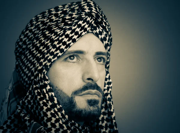 Arabische moslim man met tulband — Stockfoto