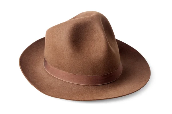 Sombrero de fieltro masculino marrón aislado sobre fondo blanco — Foto de Stock
