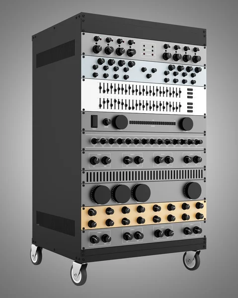 Procesadores de efectos de audio en un rack aislado sobre fondo gris — Foto de Stock