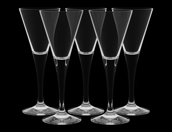 Bicchieri di champagne vuoti isolati su sfondo nero — Foto Stock