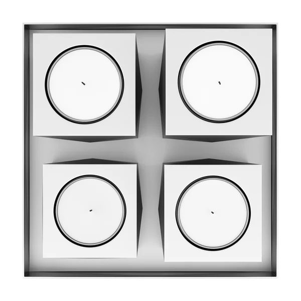 4 つの金属燭台キャンドルに分離のトップ ビュー — ストック写真