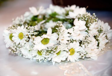 camomiles gelen düğün çelengi