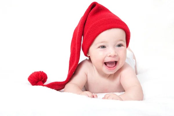 Lindo bebé recién nacido en un sombrero — Foto de Stock