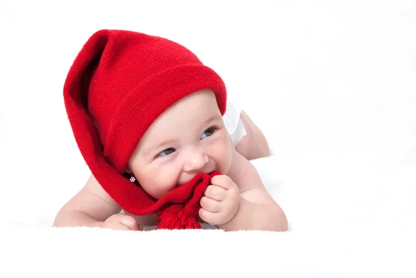 Bebê recém-nascido bonito em um chapéu — Fotografia de Stock