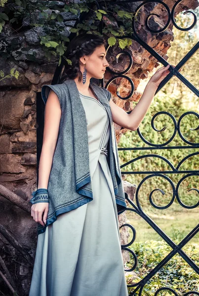 A menina perfeita com um vestido leve. Estilo romântico — Fotografia de Stock