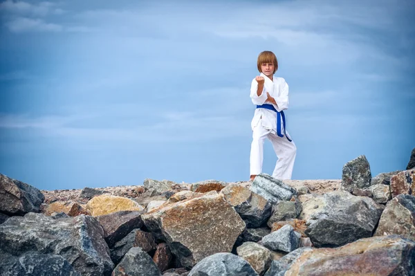 Boy training karate — Stock Photo, Image