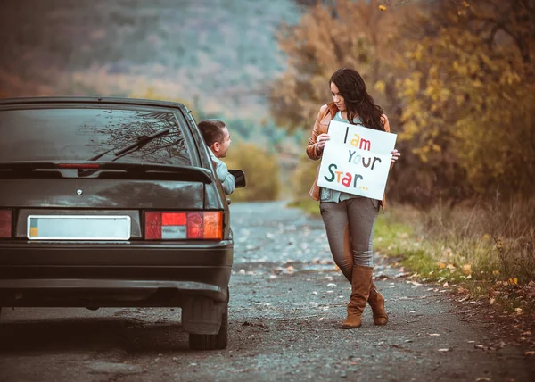 Primer conocido de pareja joven — Foto de Stock