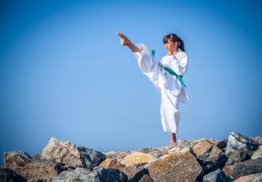 Kız eğitim karate