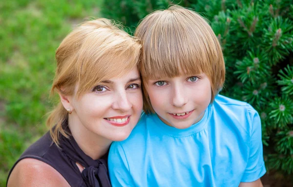 Moeder en zoon — Stockfoto