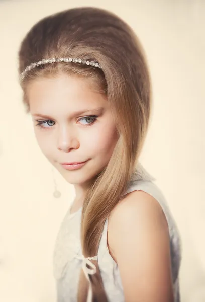 Moda dziecko dziewczynka — Zdjęcie stockowe