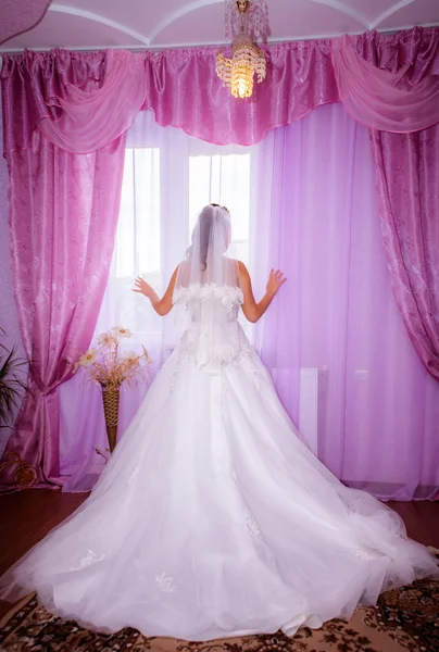 Beautiful bride. — Stock Photo, Image