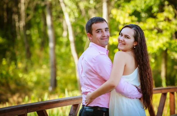 Young couple at park — Stock Photo, Image