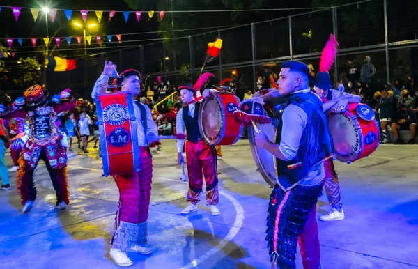 Buenos Aires, Arjantin - 12 Şubat 2022: Buenos Aires Arjantin 'deki karnavala katılanlar