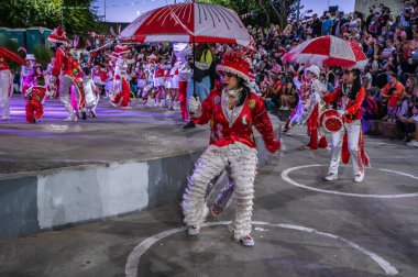 Buenos Aires, Arjantin - 13 Şubat 2022: Buenos Aires Arjantin 'deki karnavala katılanlar