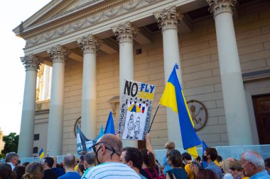 6 Mart 2022 Buenos Aires Arjantin: Rusya 'nın Buenos Aires' teki saldırısı sırasında Ukrayna 'ya destek yürüyüşü