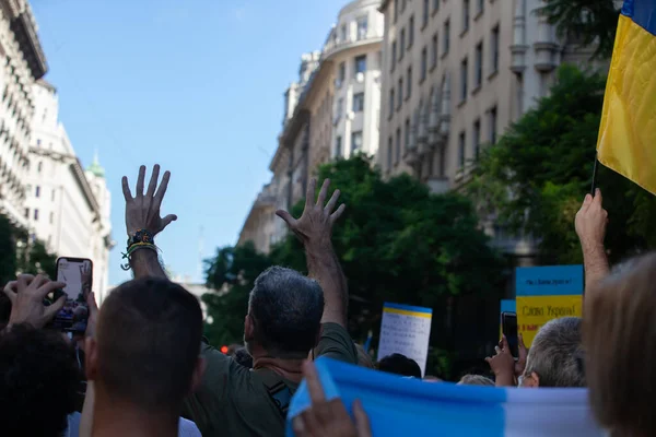 Března 2022 Buenos Aires Argentina Účastníci Pochodu Podporu Ukrajiny Během — Stock fotografie